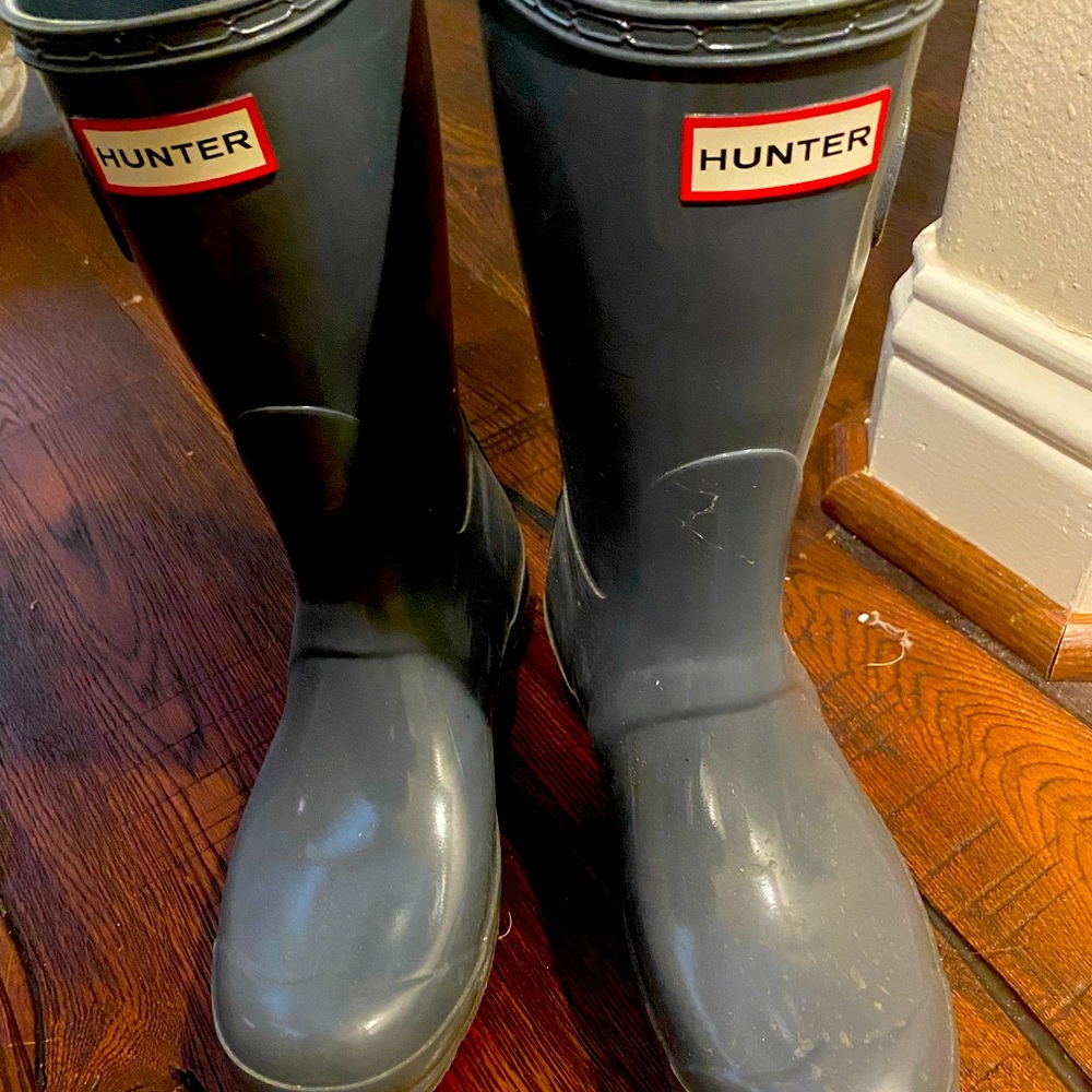 Grey size 8 Hunter Rain Boots - LIKE NEW